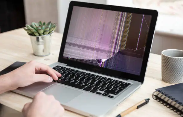 Cracked laptop screen repairs